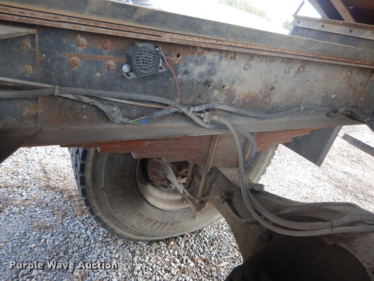 image for item DH2092 1994 GMC TopKick C5500 dump flatbed truck