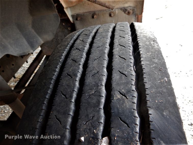 image for item DH2092 1994 GMC TopKick C5500 dump flatbed truck