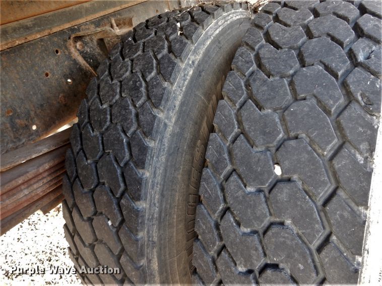 image for item DH2092 1994 GMC TopKick C5500 dump flatbed truck