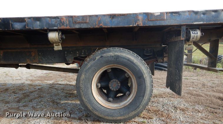 image for item DH2092 1994 GMC TopKick C5500 dump flatbed truck