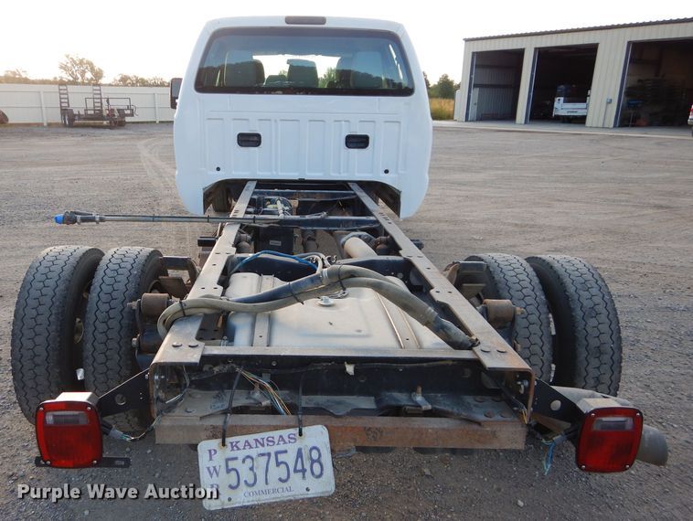 image for item DH2593 2013 Ford F450 Super Duty Crew Cab truck cab and chassis