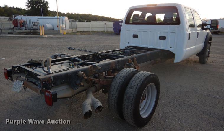 image for item DH2593 2013 Ford F450 Super Duty Crew Cab truck cab and chassis