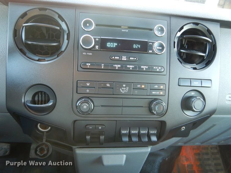 image for item DH2593 2013 Ford F450 Super Duty Crew Cab truck cab and chassis