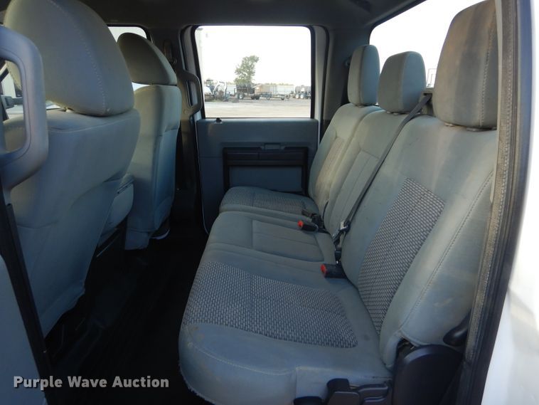 image for item DH2593 2013 Ford F450 Super Duty Crew Cab truck cab and chassis