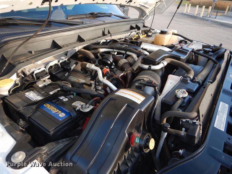 image for item DH2593 2013 Ford F450 Super Duty Crew Cab truck cab and chassis