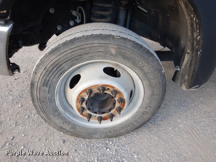 image for item DH2593 2013 Ford F450 Super Duty Crew Cab truck cab and chassis