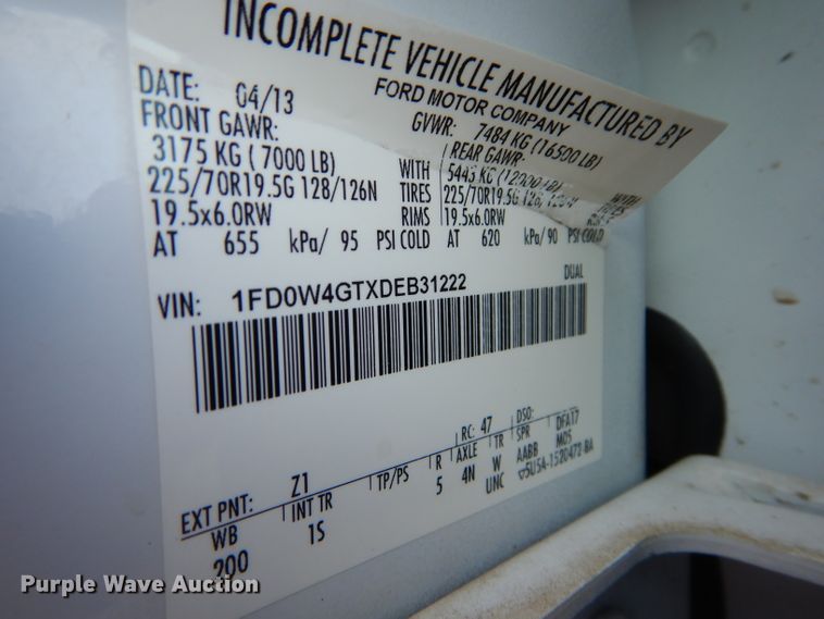 image for item DH2593 2013 Ford F450 Super Duty Crew Cab truck cab and chassis