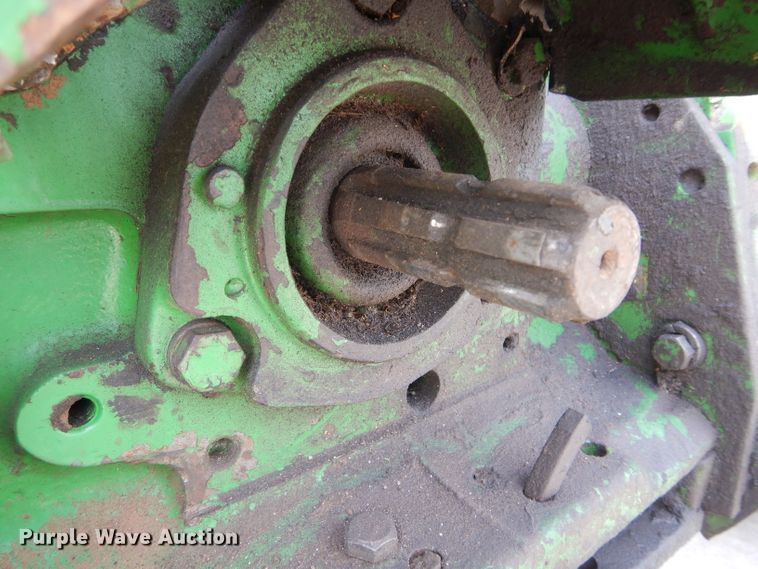 image for item DH3601 1978 John Deere 2440 tractor