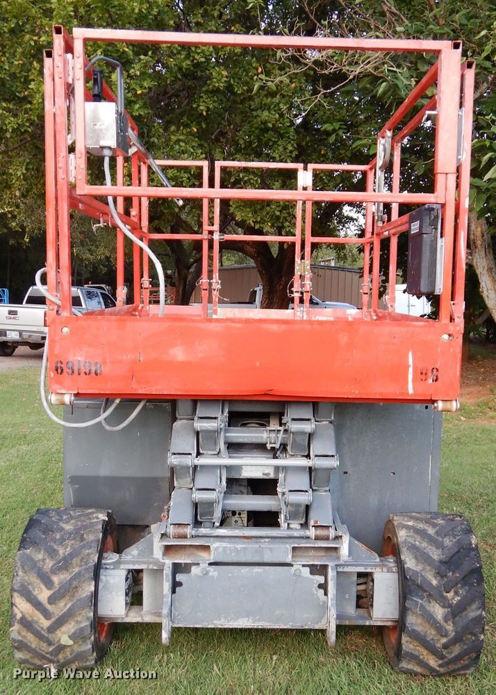 image for item DH3602 Sky Jack SJ6826RT boom lift