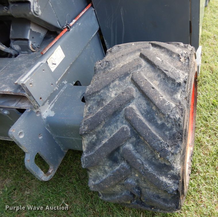 image for item DH3602 Sky Jack SJ6826RT boom lift