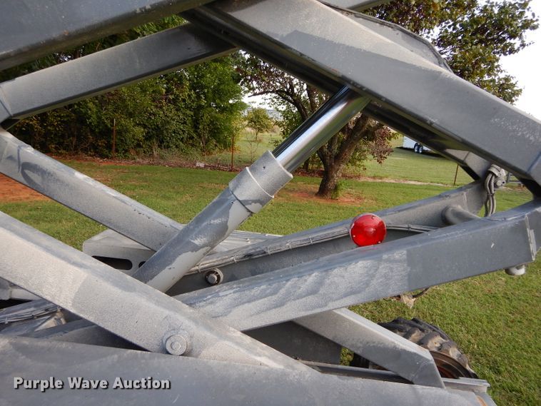 image for item DH3602 Sky Jack SJ6826RT boom lift