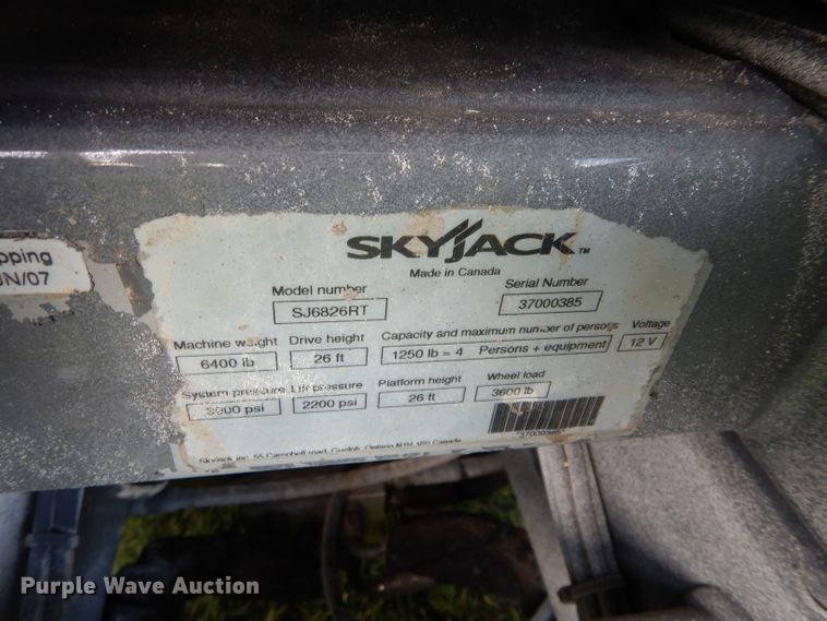 image for item DH3602 Sky Jack SJ6826RT boom lift