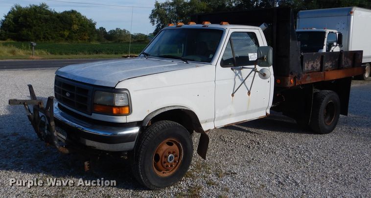 image for item DH6153 1995 Ford F350 dump bed pickup truck