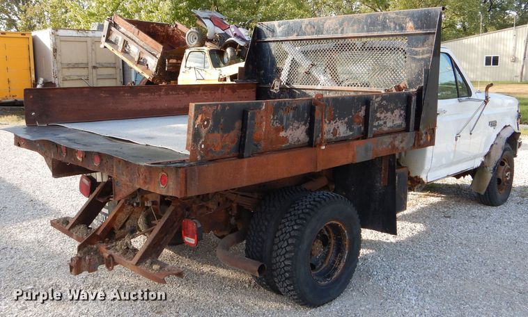 image for item DH6153 1995 Ford F350 dump bed pickup truck