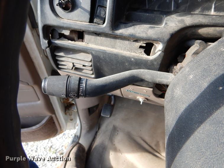 image for item DH6153 1995 Ford F350 dump bed pickup truck