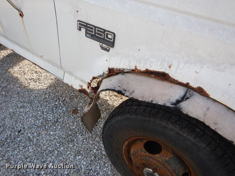 image for item DH6153 1995 Ford F350 dump bed pickup truck