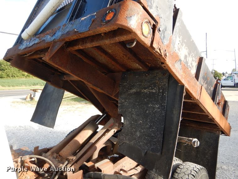 image for item DH6153 1995 Ford F350 dump bed pickup truck