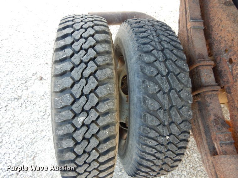 image for item DH6153 1995 Ford F350 dump bed pickup truck