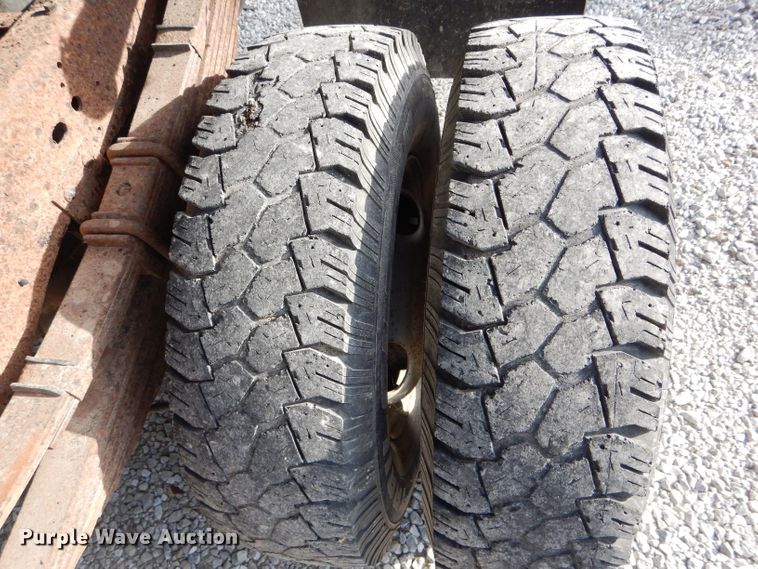 image for item DH6153 1995 Ford F350 dump bed pickup truck