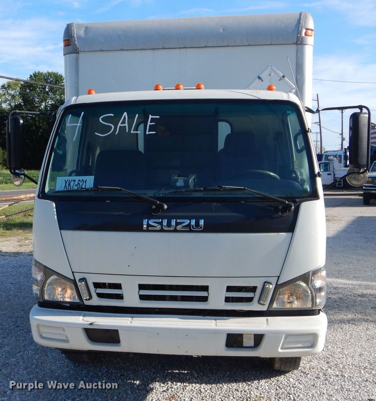 image for item DH6154 2007 Isuzu NQR box truck