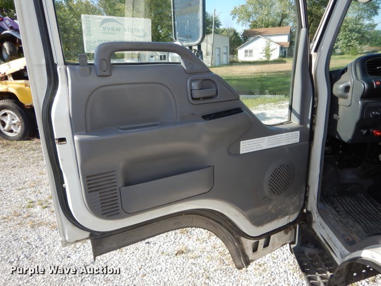 image for item DH6154 2007 Isuzu NQR box truck