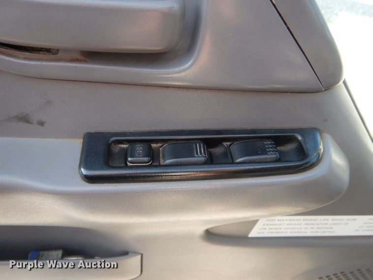 image for item DH6154 2007 Isuzu NQR box truck