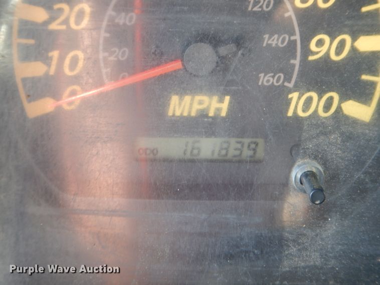 image for item DH6154 2007 Isuzu NQR box truck