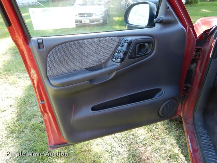 image for item DH6167 1999 Dodge Durango SLT SUV