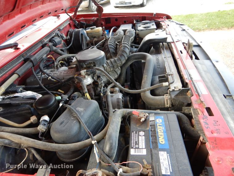 image for item DH6169 1997 Ford F250 HD pickup truck