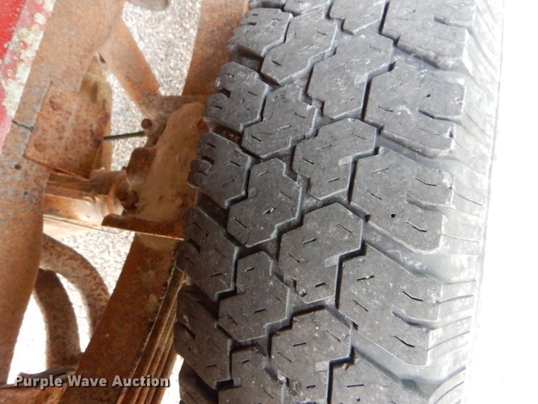 image for item DH6169 1997 Ford F250 HD pickup truck