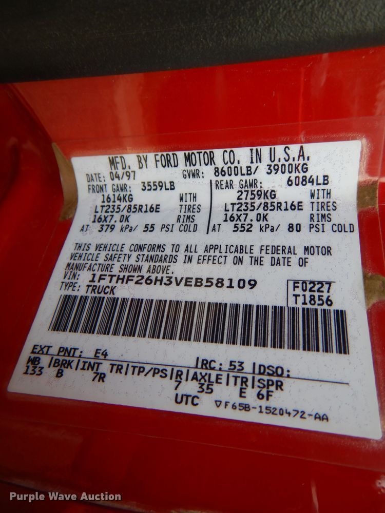 image for item DH6169 1997 Ford F250 HD pickup truck