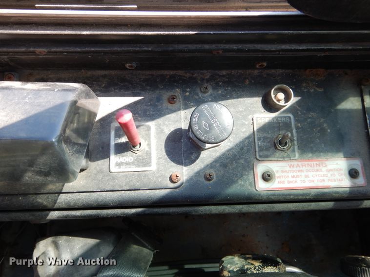 image for item DH6178 1992 Gillig City Transit shuttle bus