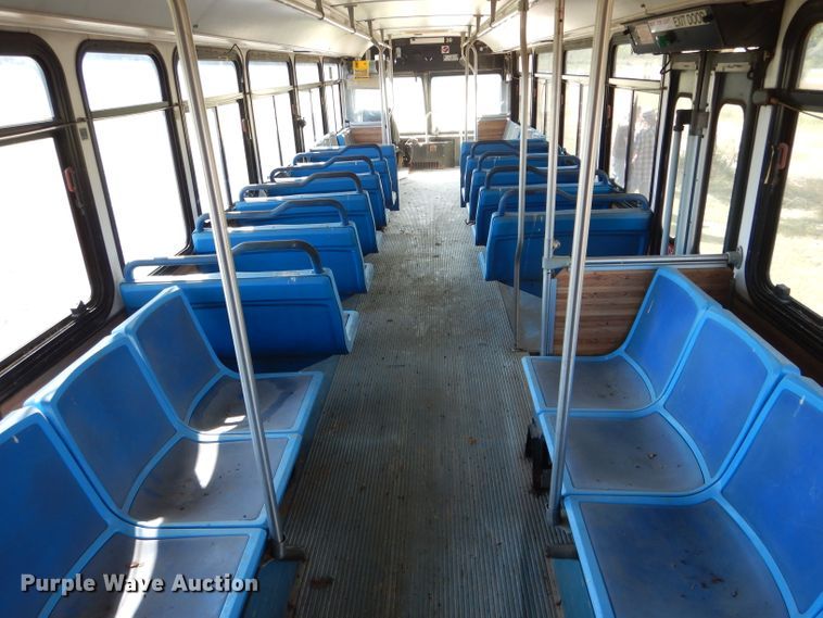 image for item DH6178 1992 Gillig City Transit shuttle bus