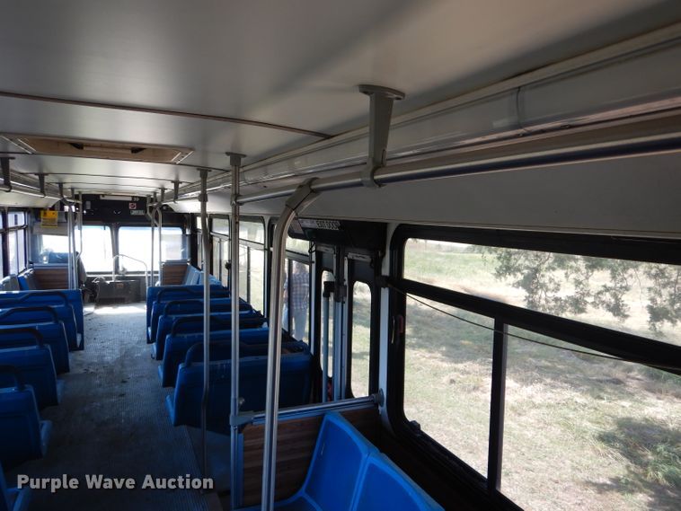 image for item DH6178 1992 Gillig City Transit shuttle bus