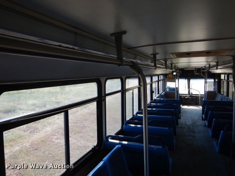 image for item DH6178 1992 Gillig City Transit shuttle bus