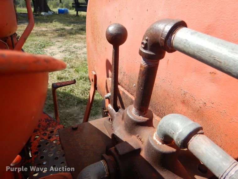 image for item DH6179 Allis Chalmers D17 tractor