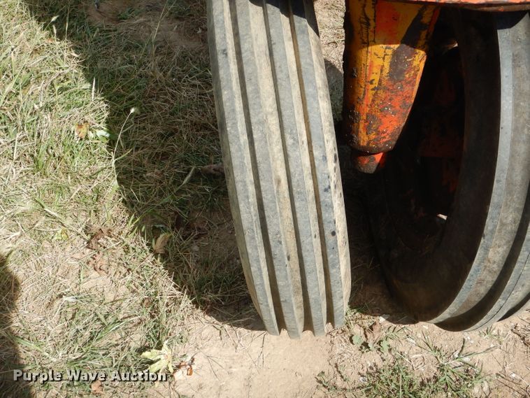 image for item DH6179 Allis Chalmers D17 tractor