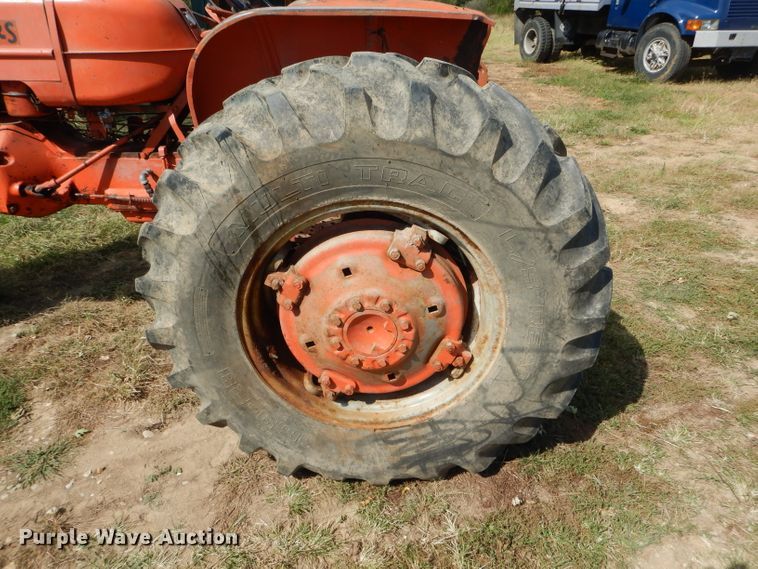 image for item DH6179 Allis Chalmers D17 tractor