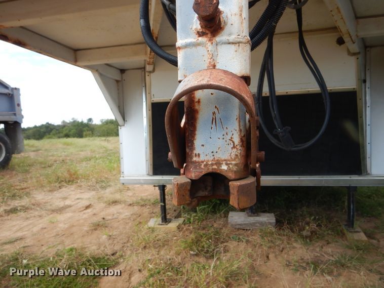 image for item DH6180 1992 Trailers Ltd LT9GS4532 toy hauler trailer