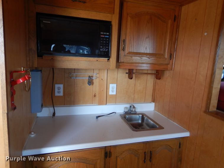 image for item DH6180 1992 Trailers Ltd LT9GS4532 toy hauler trailer