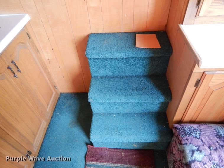 image for item DH6180 1992 Trailers Ltd LT9GS4532 toy hauler trailer