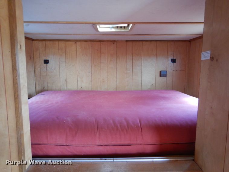 image for item DH6180 1992 Trailers Ltd LT9GS4532 toy hauler trailer