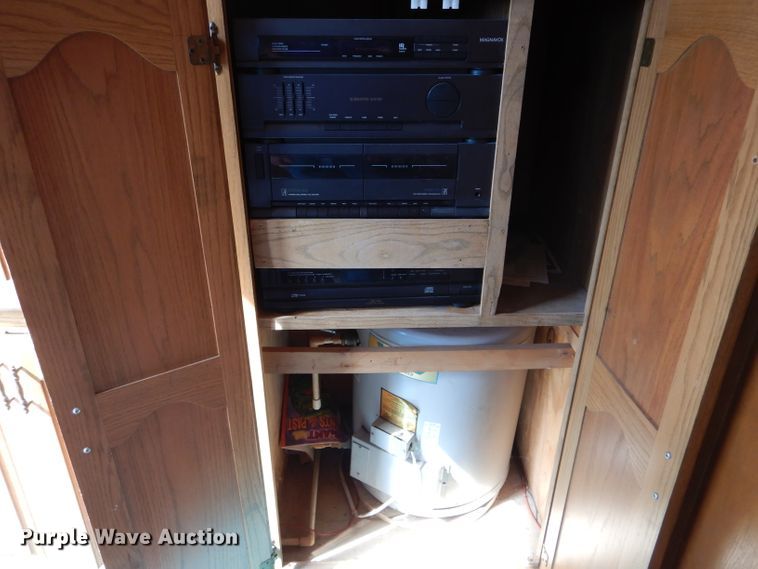 image for item DH6180 1992 Trailers Ltd LT9GS4532 toy hauler trailer