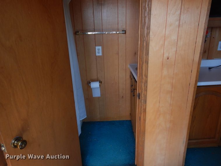 image for item DH6180 1992 Trailers Ltd LT9GS4532 toy hauler trailer