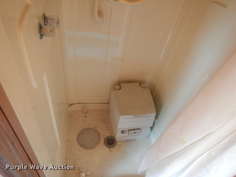 image for item DH6180 1992 Trailers Ltd LT9GS4532 toy hauler trailer