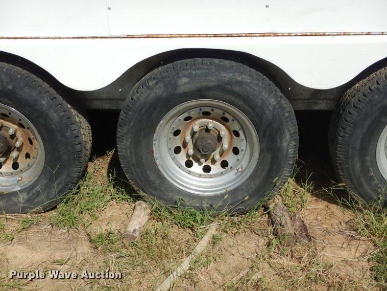 image for item DH6180 1992 Trailers Ltd LT9GS4532 toy hauler trailer