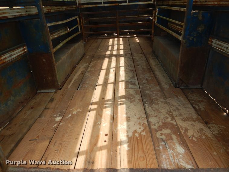 image for item DH6182 1975 Star livestock trailer
