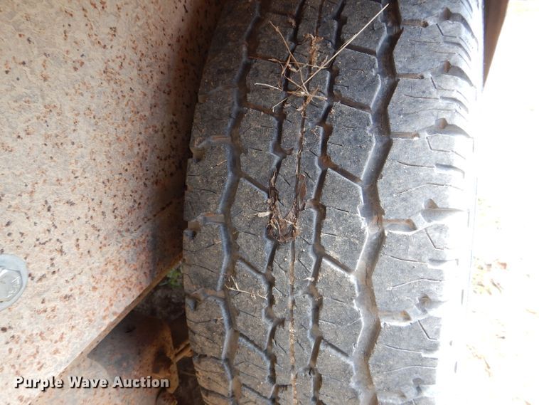 image for item DH6182 1975 Star livestock trailer