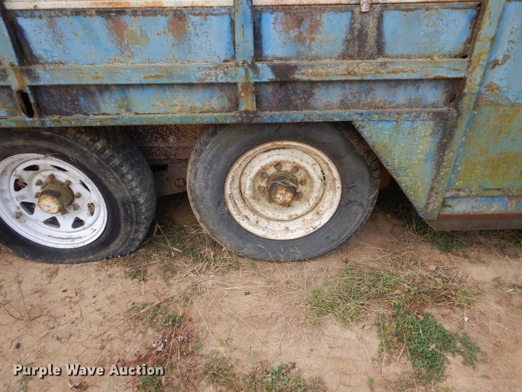 image for item DH6182 1975 Star livestock trailer