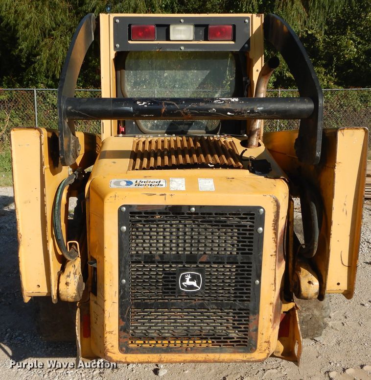 image for item DI1774 2007 John Deere 317 skid steer